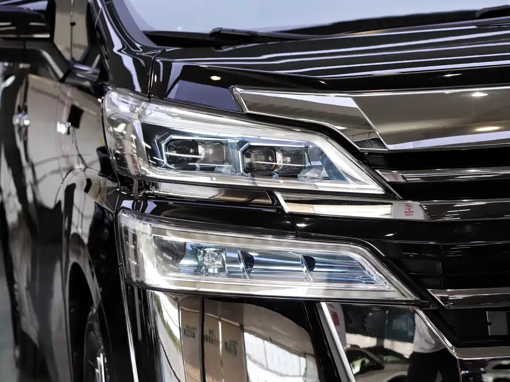 Toyota Alphard 2020 Dual Engine 2.5L HV Luxury Version 2020 - thumbnail 29