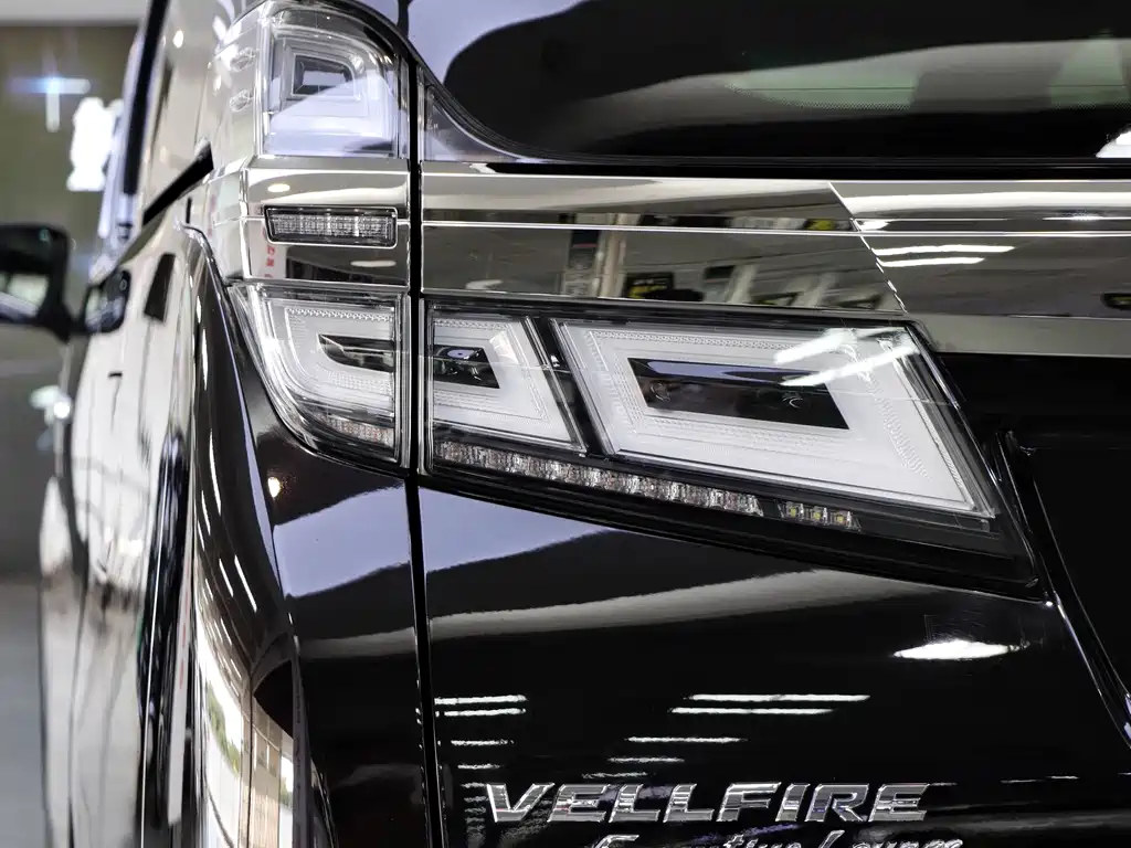Toyota Alphard 2020 Dual Engine 2.5L HV Luxury Version 2020 - thumbnail 30