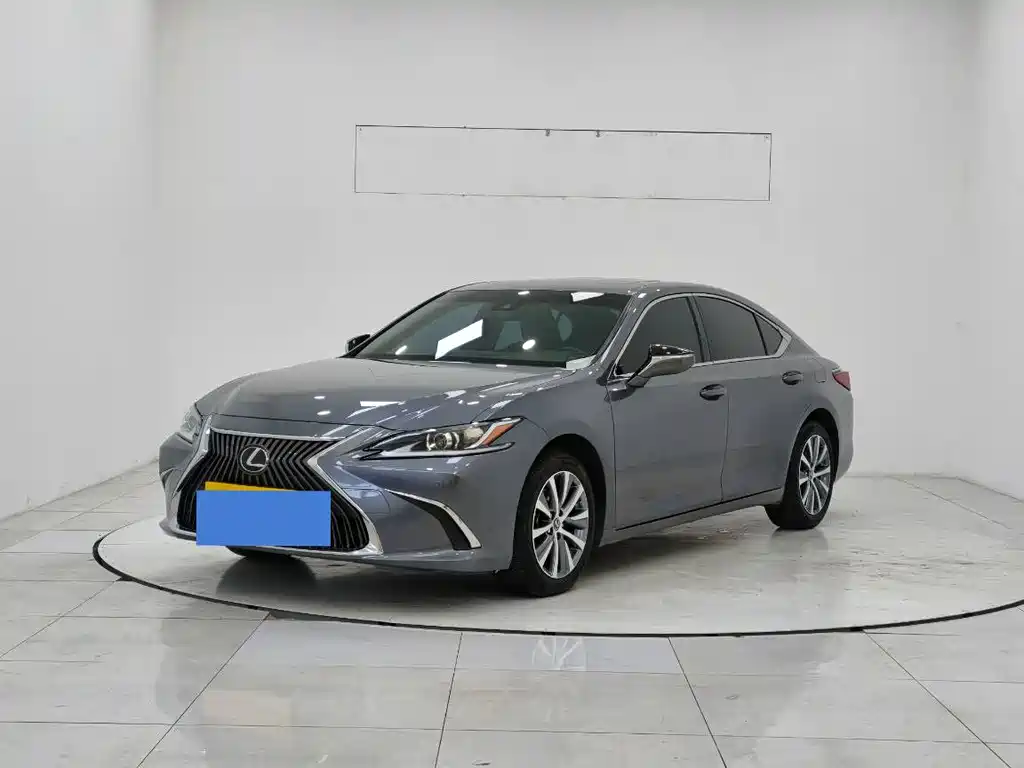 Lexus Lexus ES 2020 200 Luxury Edition 2021