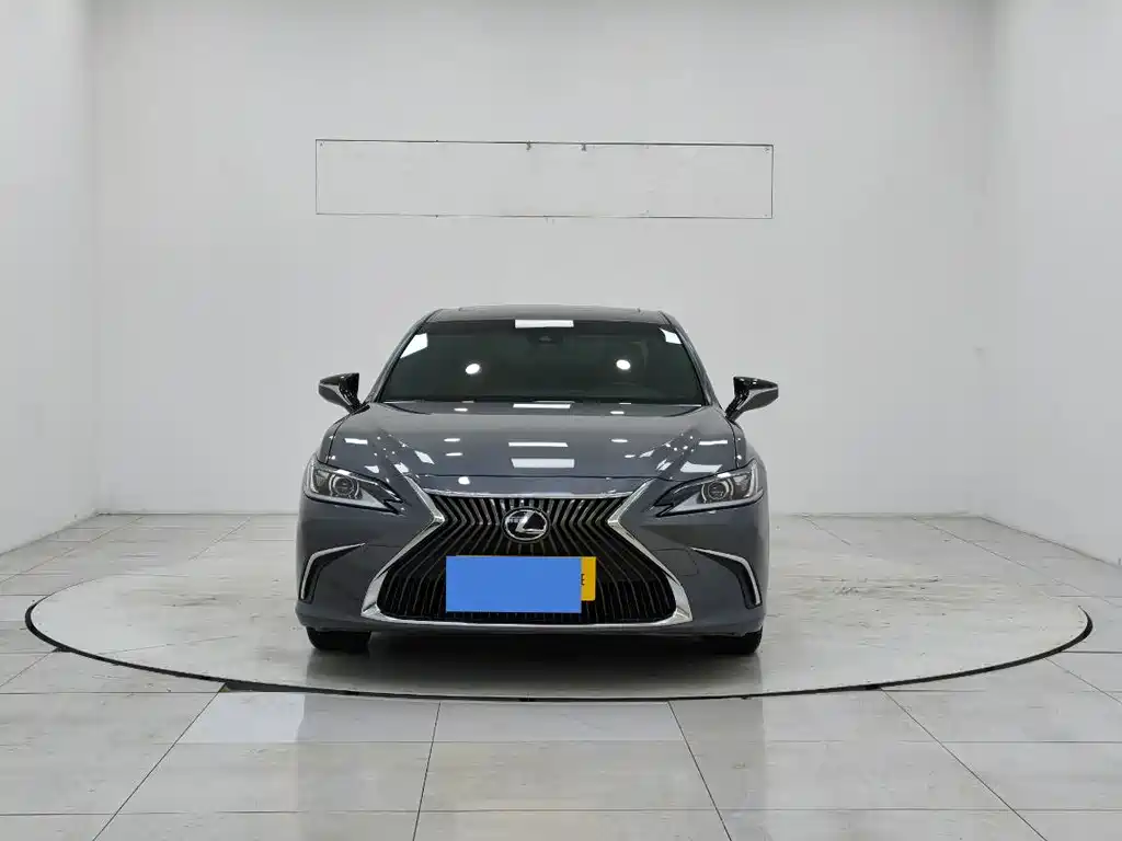 Lexus Lexus ES 2020 200 Luxury Edition 2021 - thumbnail 2