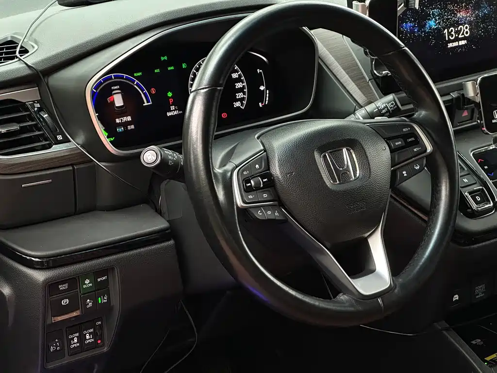 Honda Honda Odyssey 2022 2.0L e:HEV Sharp & Enjoy Edition 2023 - thumbnail 6