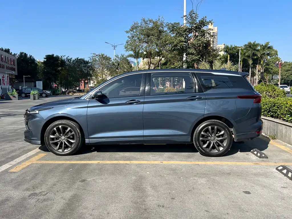 Wuling Motors Wuling Kaijie 2020 1.5T CVT Premium Edition 2021 - thumbnail 4