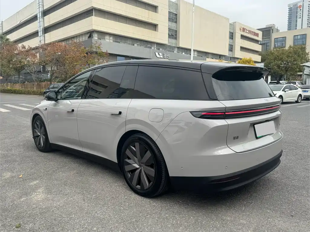 Li Auto Li Auto i8 2025 Standard Edition 2025 - thumbnail 9