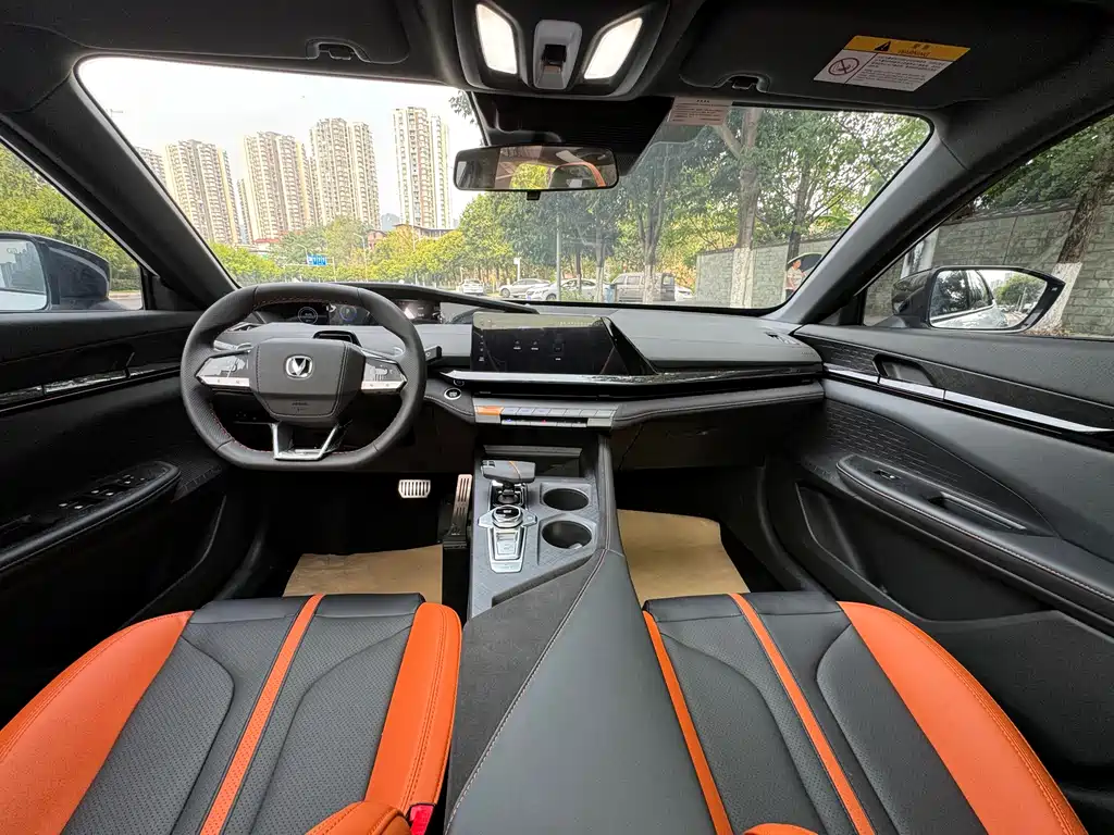 Changan Changan UNI-V 2024 1.5T Premium Sport Edition 2024 - thumbnail 7
