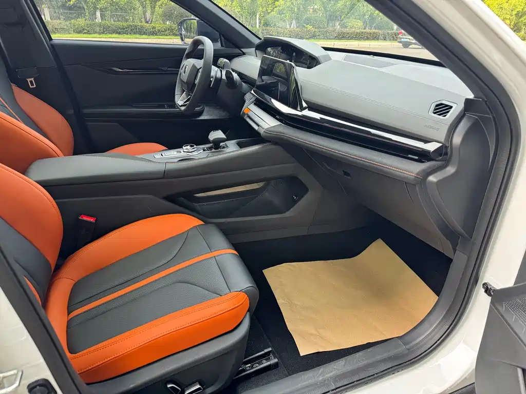 Changan Changan UNI-V 2024 1.5T Premium Sport Edition 2024 - thumbnail 10
