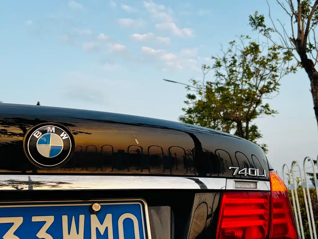 BMW BMW 7 Series 2011 740Li Steinway & Sons Limited Edition 2011 - thumbnail 10