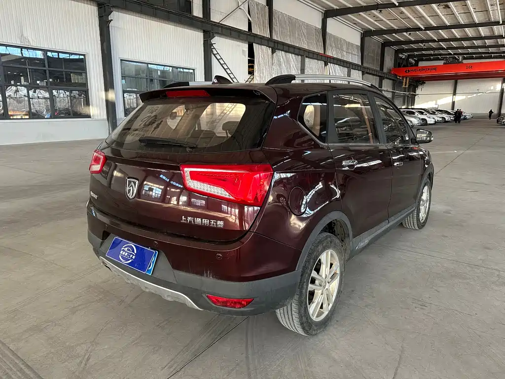 Baojun Baojun 560 2017 1.8L iAMT Comfort Edition 2017 - thumbnail 5