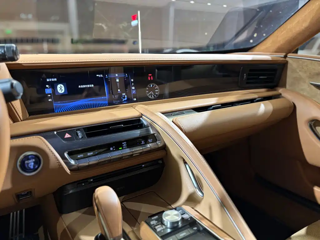 Lexus Lexus LC 500h Sport Edition 2019 Model China V Emission Standard 2020 - thumbnail 17