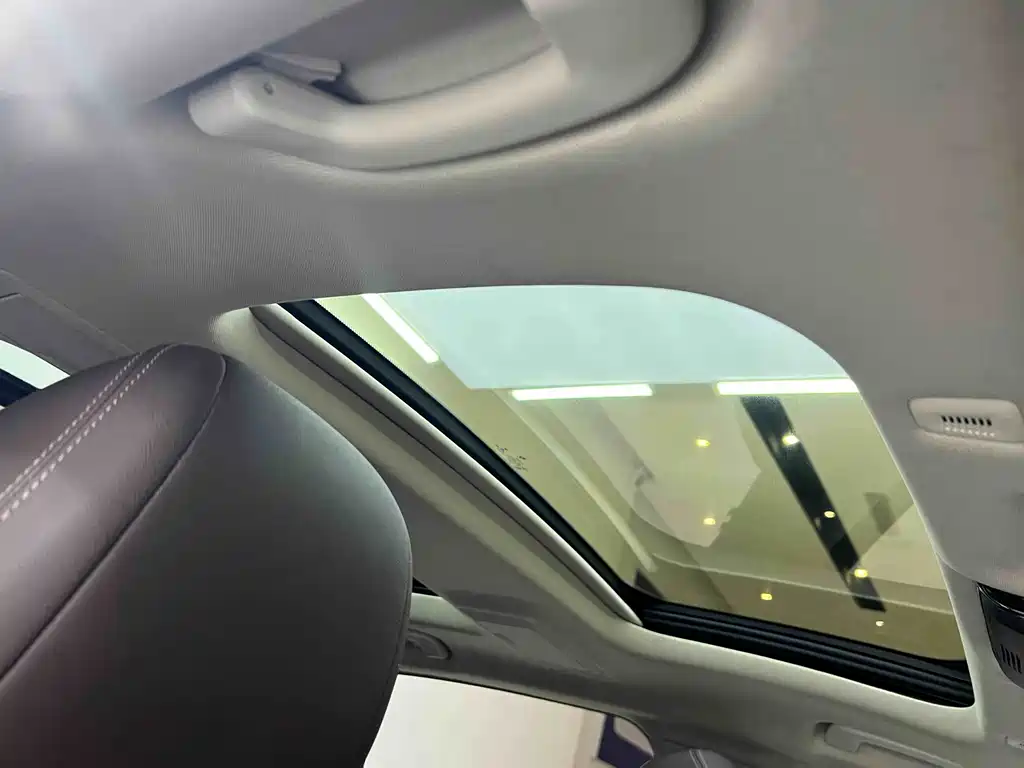 BMW BMW 5 Series 2021 530Li Leading Model Luxury Package 2021 - thumbnail 23