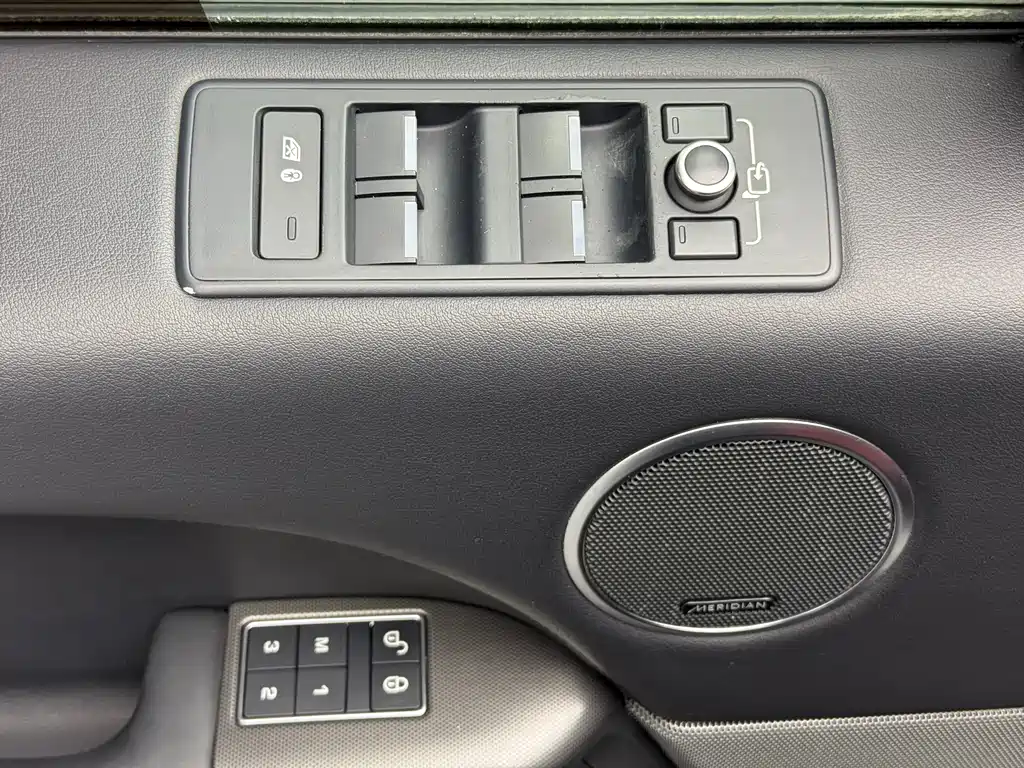 Land Rover Range Rover Sport 2016 3.0 SC V6 HST 2018 - thumbnail 9