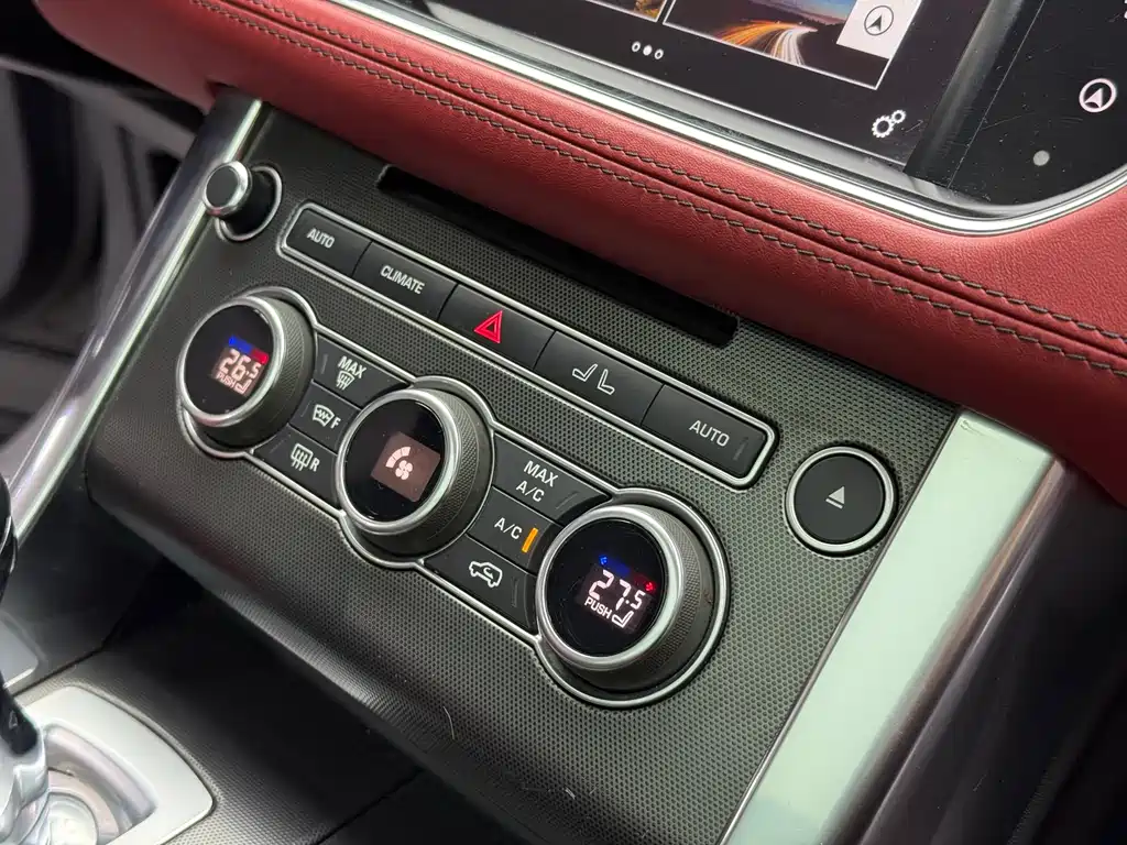 Land Rover Range Rover Sport 2016 3.0 SC V6 HST 2018 - thumbnail 21