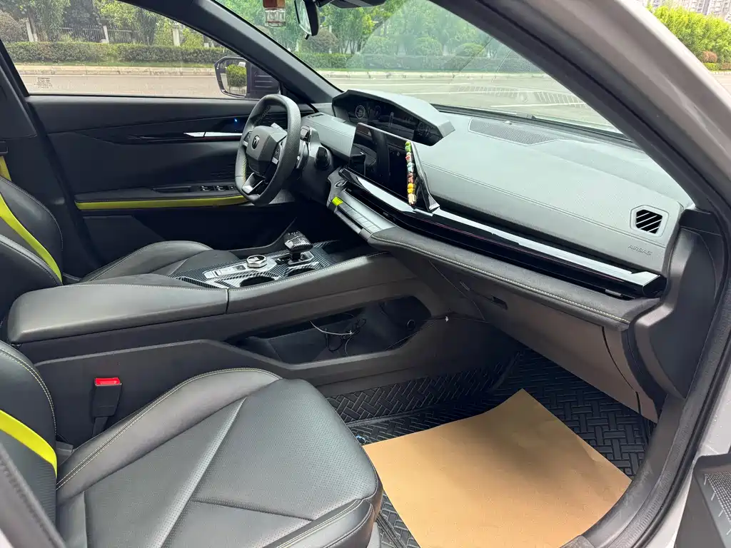 Changan Changan UNI-V 2023 1.5T Sport Edition 2023 - thumbnail 7