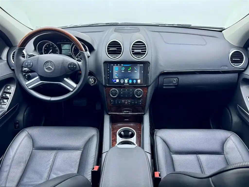 Mercedes-Benz Mercedes-Benz GL-Class 2010 GL 550 4MATIC 2011 - thumbnail 16