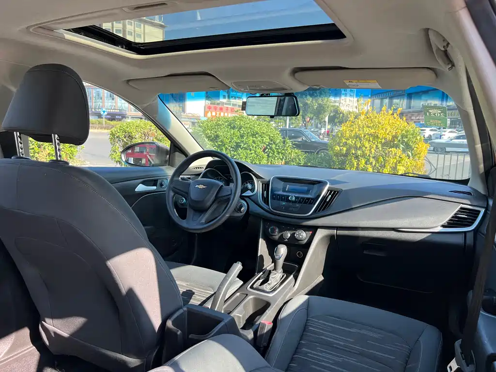 Chevrolet Cavalier 2019 320 Automatic Enjoyment Sunroof Edition 2019 - thumbnail 8
