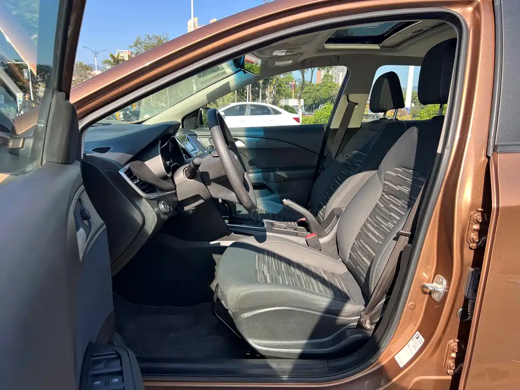 Chevrolet Cavalier 2019 320 Automatic Enjoyment Sunroof Edition 2019 - thumbnail 15