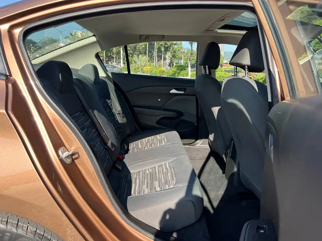 Chevrolet Cavalier 2019 320 Automatic Enjoyment Sunroof Edition 2019 - thumbnail 18