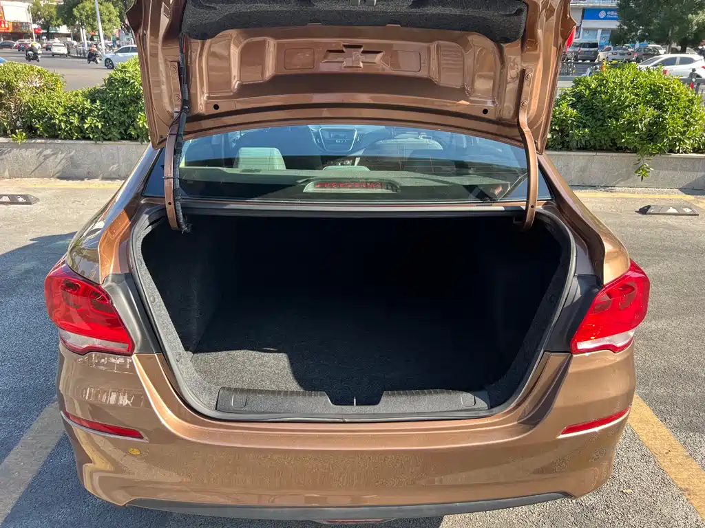 Chevrolet Cavalier 2019 320 Automatic Enjoyment Sunroof Edition 2019 - thumbnail 19