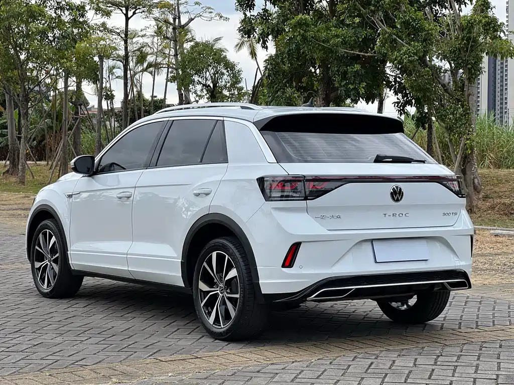 Volkswagen T-ROC 2023 300TSI DSG Front-Wheel Drive Morning Light Edition 2023 - thumbnail 7