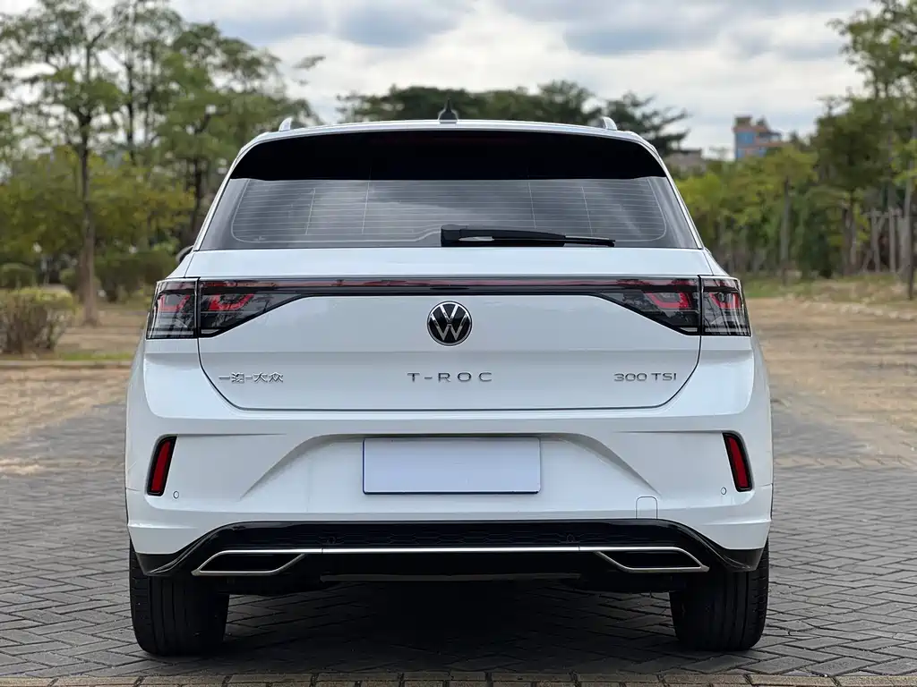 Volkswagen T-ROC 2023 300TSI DSG Front-Wheel Drive Morning Light Edition 2023 - thumbnail 8