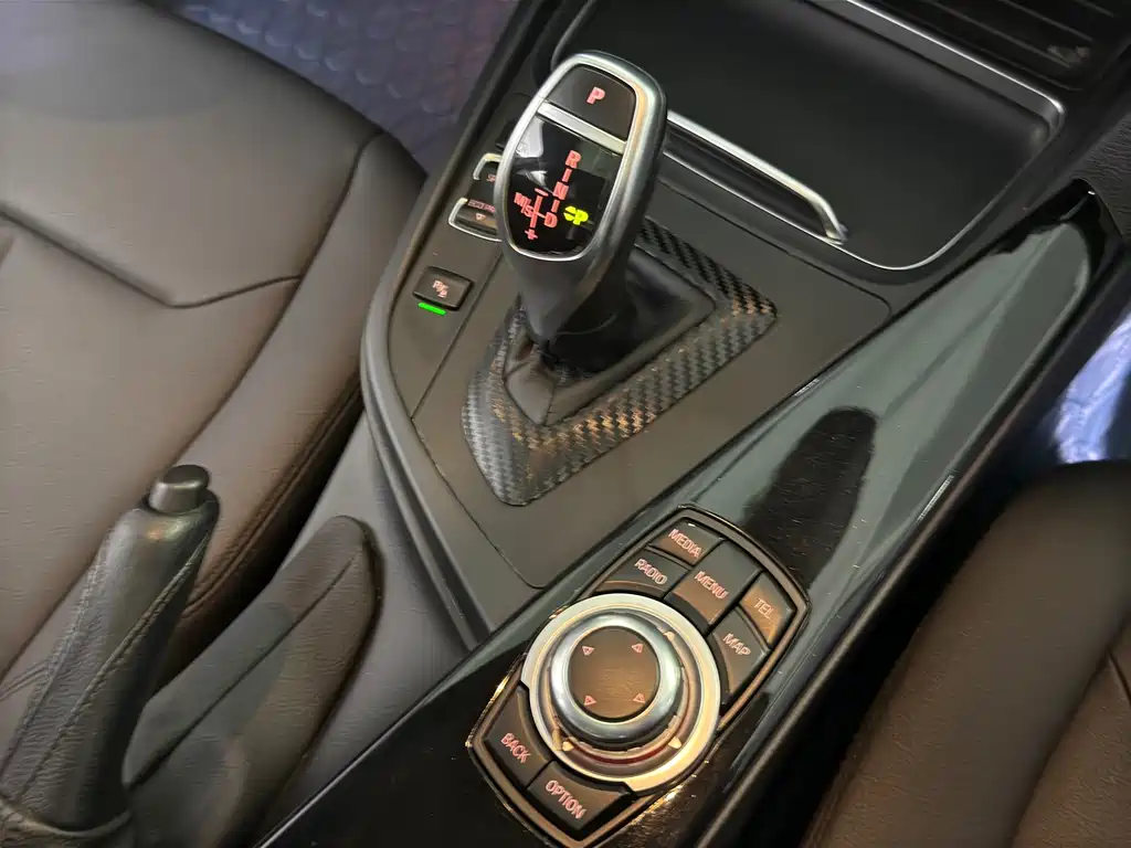 BMW BMW 3 Series 2017 320Li M Sport 2019 - thumbnail 17