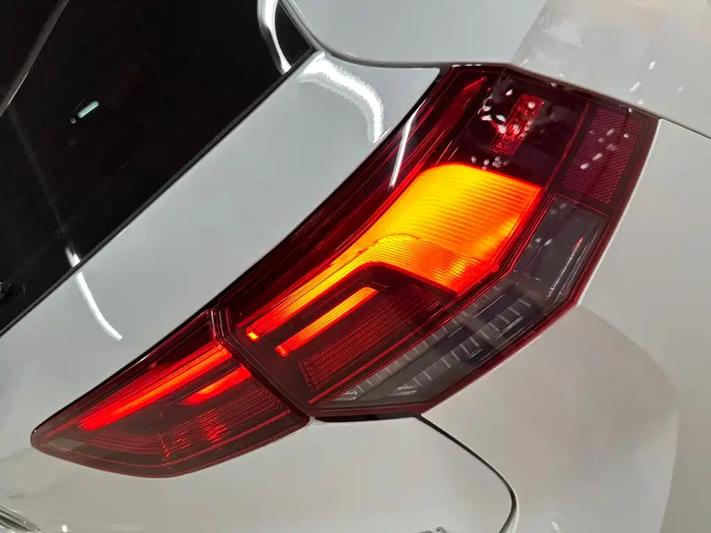 Volkswagen Volkswagen Golf 2023 280TSI DSG Pro 2022 - thumbnail 14