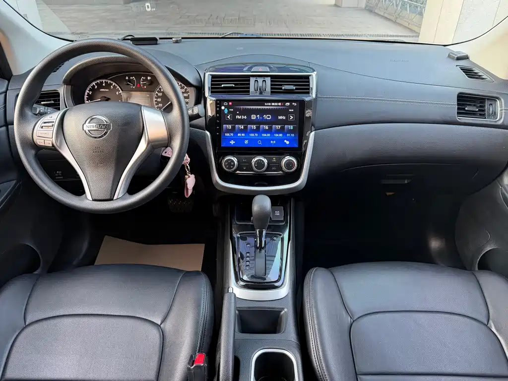 Nissan Nissan Tiida 2020 1.6L CVT Sport Edition 2021 - thumbnail 9