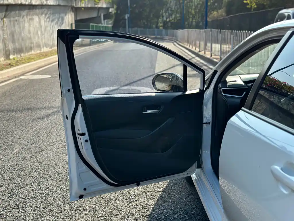 Toyota Toyota Corolla 2023 1.2T Pioneer Edition 2023 - thumbnail 5