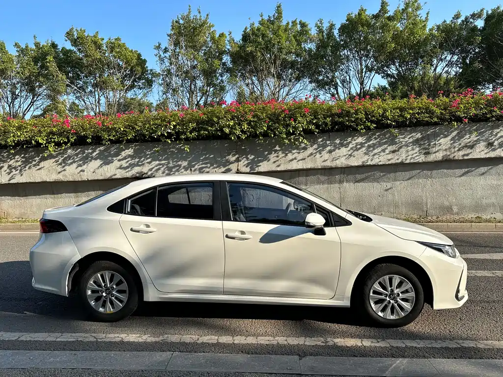 Toyota Toyota Corolla 2023 1.2T Pioneer Edition 2023 - thumbnail 18