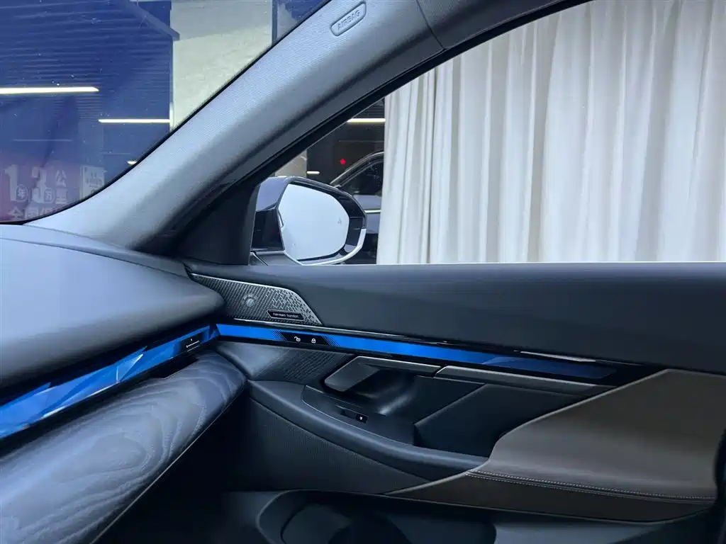 BMW BMW 5 Series 2025 530Li Leading Model Luxury Package 2025 - thumbnail 15