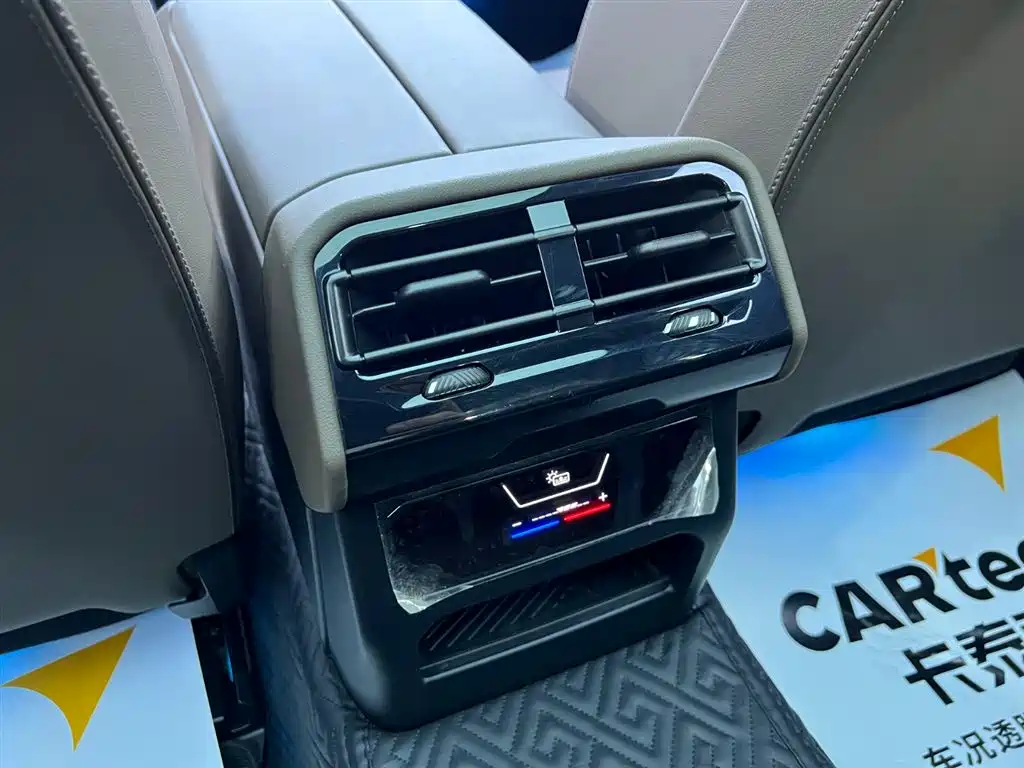 BMW BMW 5 Series 2025 530Li Leading Model Luxury Package 2025 - thumbnail 20