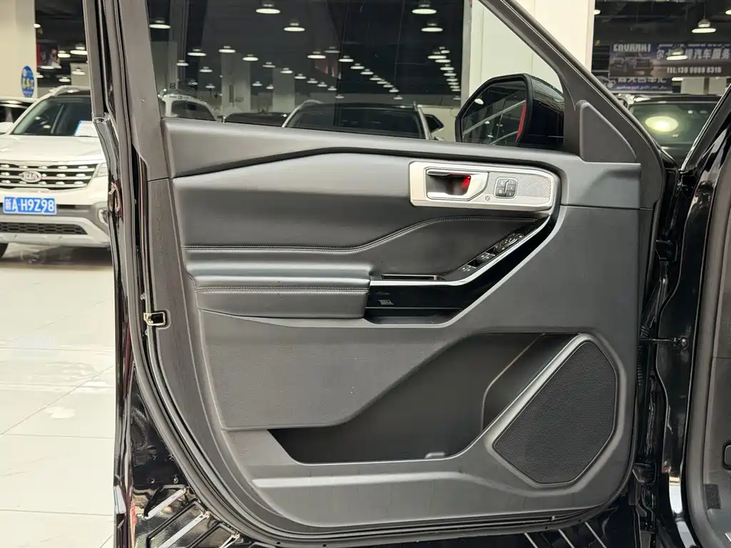 Ford Ford Explorer 2020 EcoBoost 285 AWD Titanium Edition 6-seater 2021 - thumbnail 13
