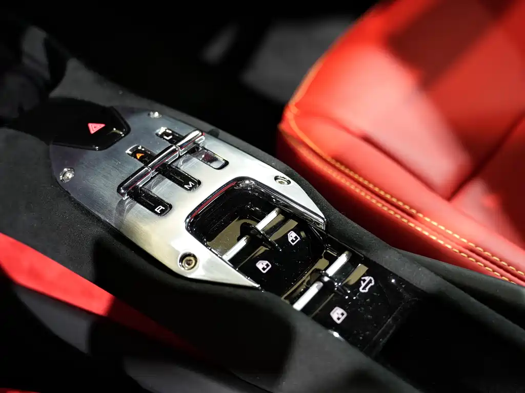 Ferrari Ferrari 296 GTB 2022 3.0L V6 2025 - thumbnail 15