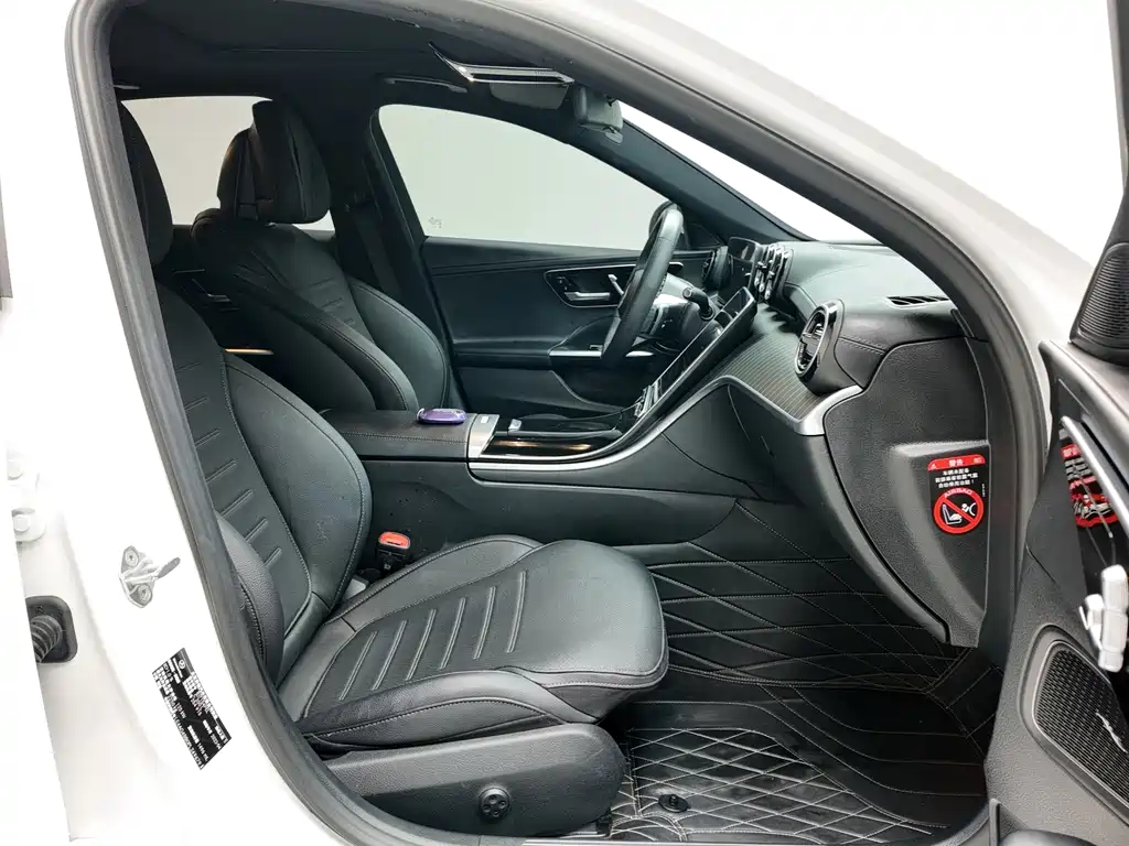 Mercedes-Benz Mercedes-Benz C-Class 2023 Model Year Facelift C 200 L Sport Edition 2023 - thumbnail 12