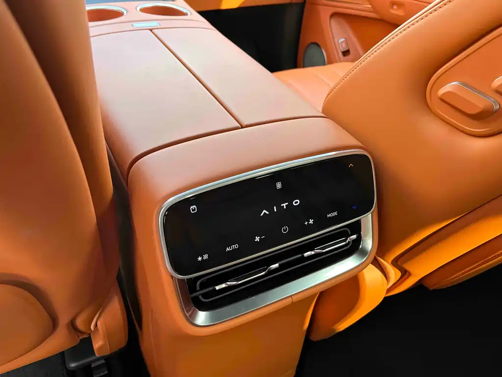 AITO Aito M8 2025 Pure Electric Max+ Six-seat AWD Version 2026 - thumbnail 21