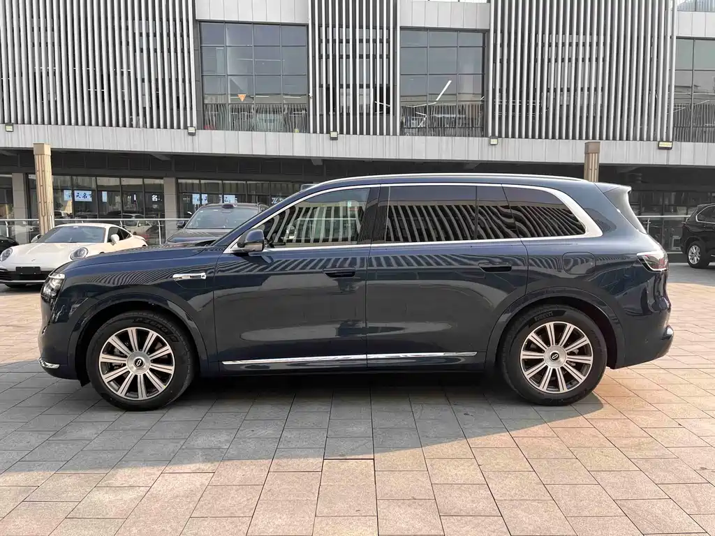 AITO Aito M8 2025 Pure Electric Max+ Six-seat AWD Version 2026 - thumbnail 23