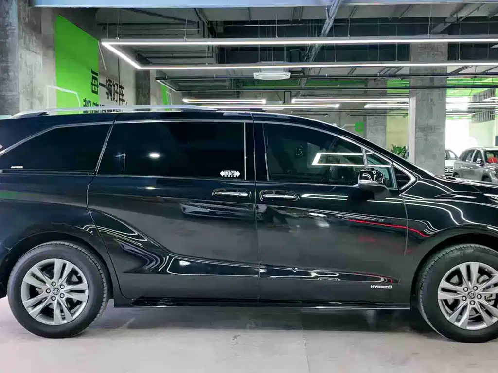 Toyota Toyota Sienna 2021 2.5L Hybrid Limited Edition 2022 - thumbnail 7