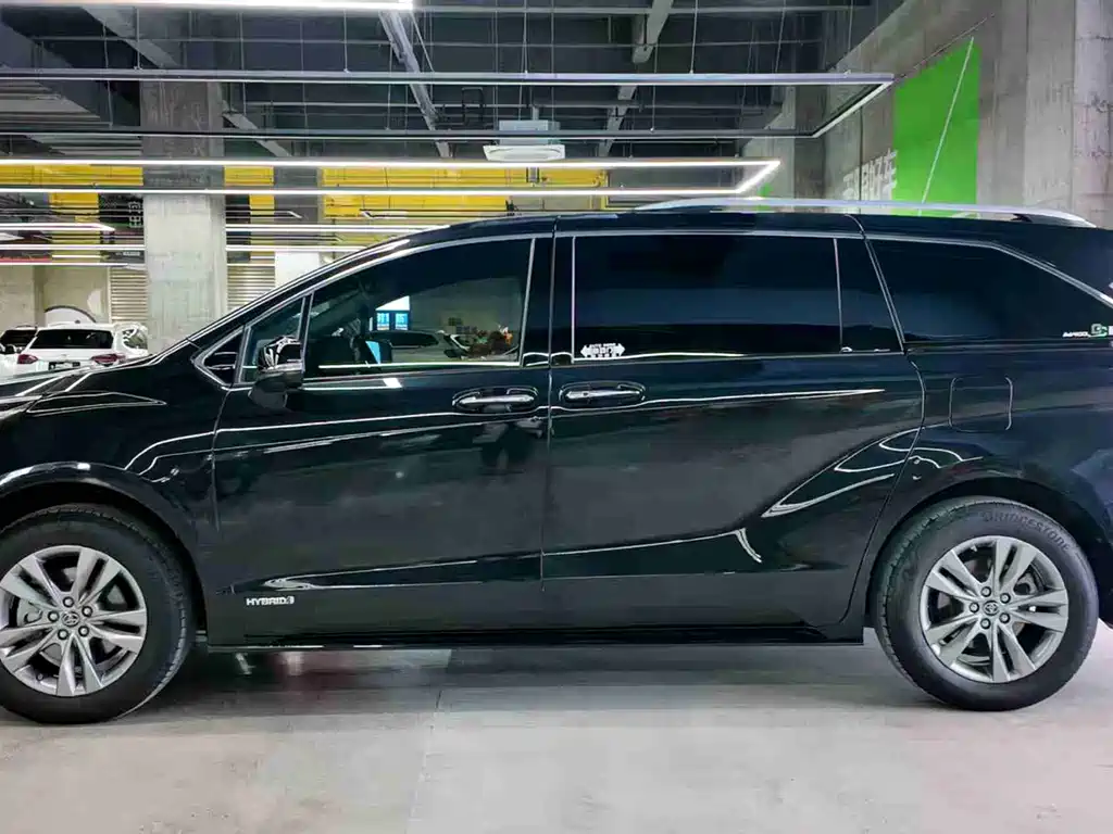 Toyota Toyota Sienna 2021 2.5L Hybrid Limited Edition 2022 - thumbnail 8