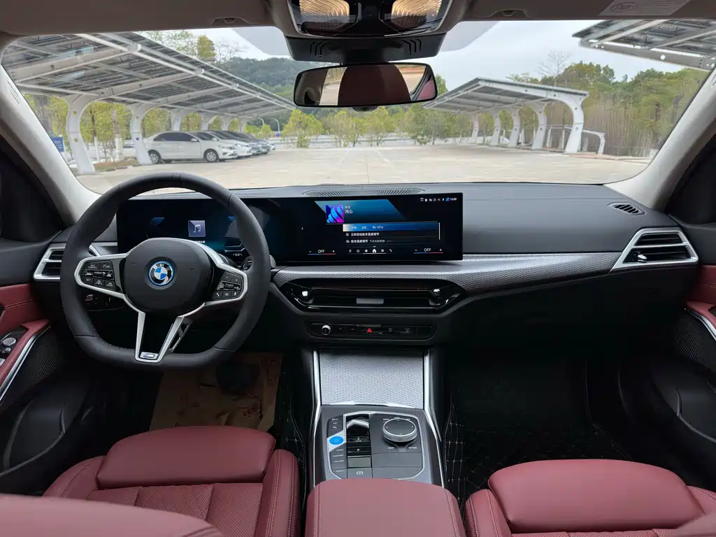 BMW BMW i3 2025 eDrive 40 L Night Shadow Package 2025 - thumbnail 13