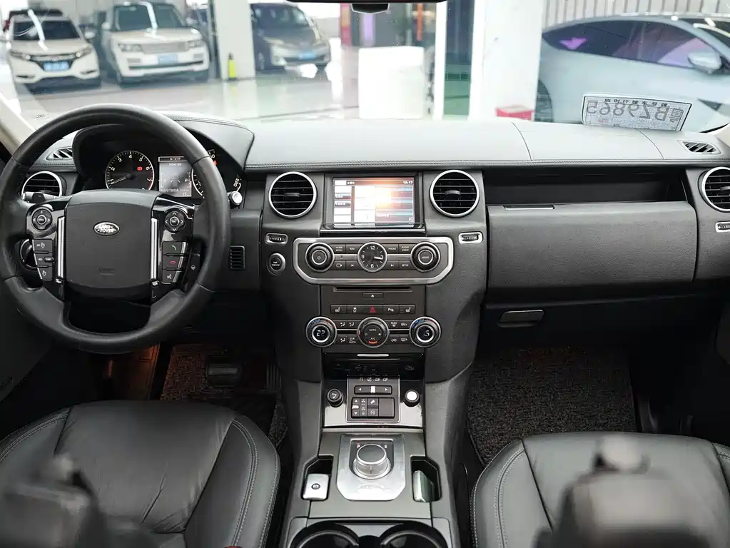 Land Rover Discovery 2014 3.0 SC V6 HSE Luxury 2014 - thumbnail 7