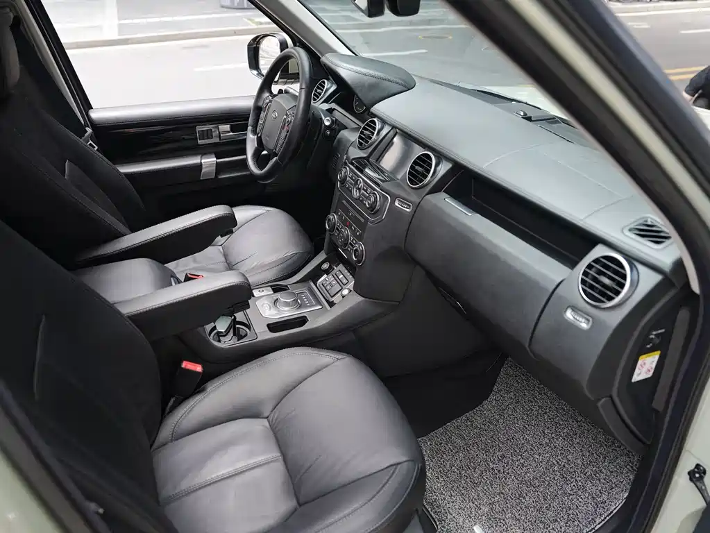 Land Rover Discovery 2014 3.0 SC V6 HSE Luxury 2014 - thumbnail 12
