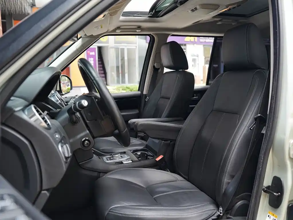 Land Rover Discovery 2014 3.0 SC V6 HSE Luxury 2014 - thumbnail 13