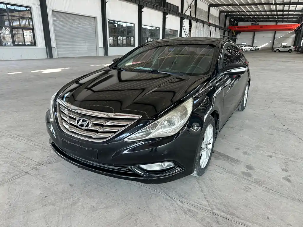Hyundai Hyundai Sonata 2011 2.0L Automatic Premium Edition 2011