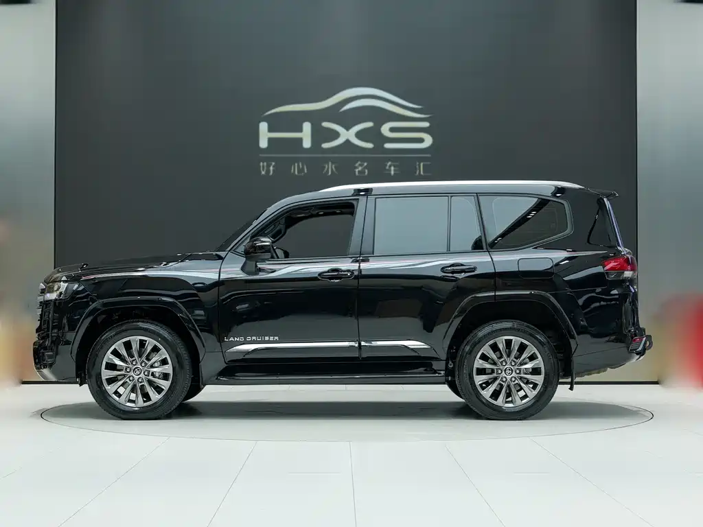 Toyota Land Cruiser (Imported) 2023 Model 3.5T Middle East Version 2024 - thumbnail 3