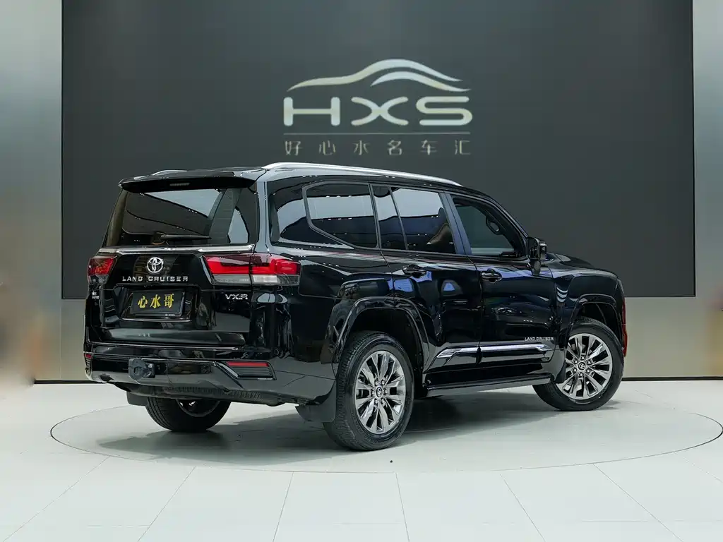 Toyota Land Cruiser (Imported) 2023 Model 3.5T Middle East Version 2024 - thumbnail 4
