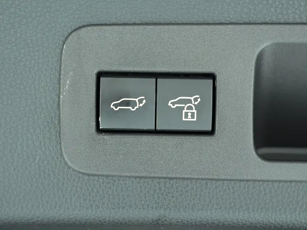 Toyota Land Cruiser (Imported) 2023 Model 3.5T Middle East Version 2024 - thumbnail 18