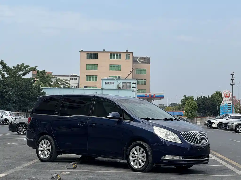 Buick Buick GL8 2013 2.4L CT Luxury Business Comfort Edition 2013 - thumbnail 4
