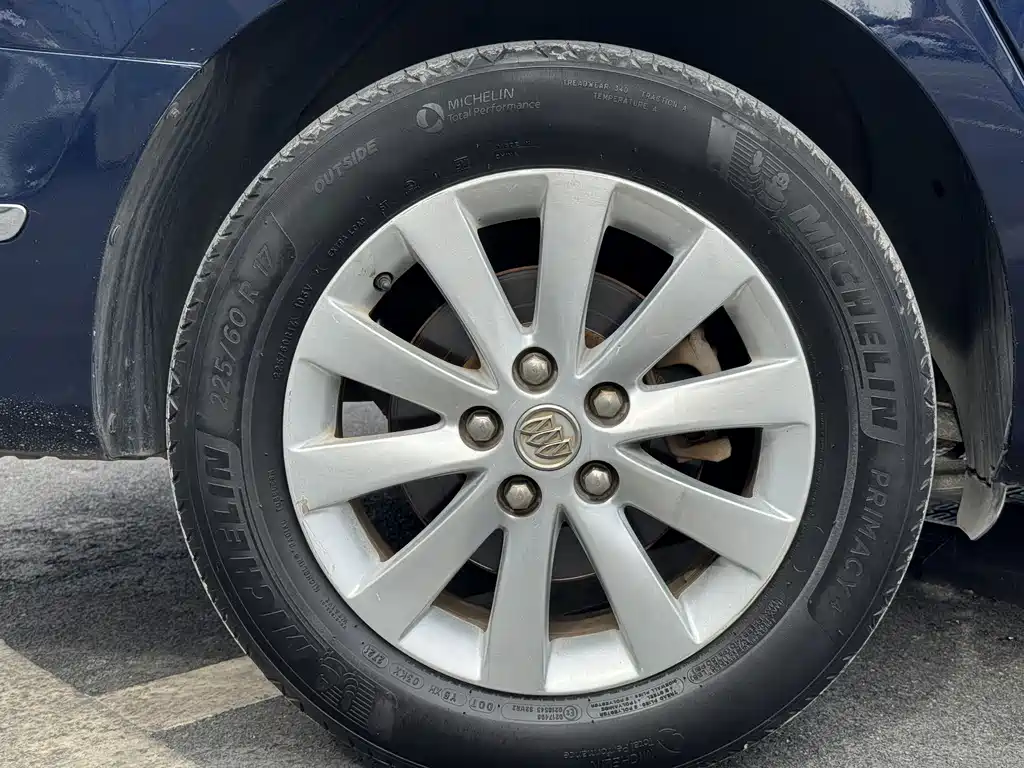 Buick Buick GL8 2013 2.4L CT Luxury Business Comfort Edition 2013 - thumbnail 8