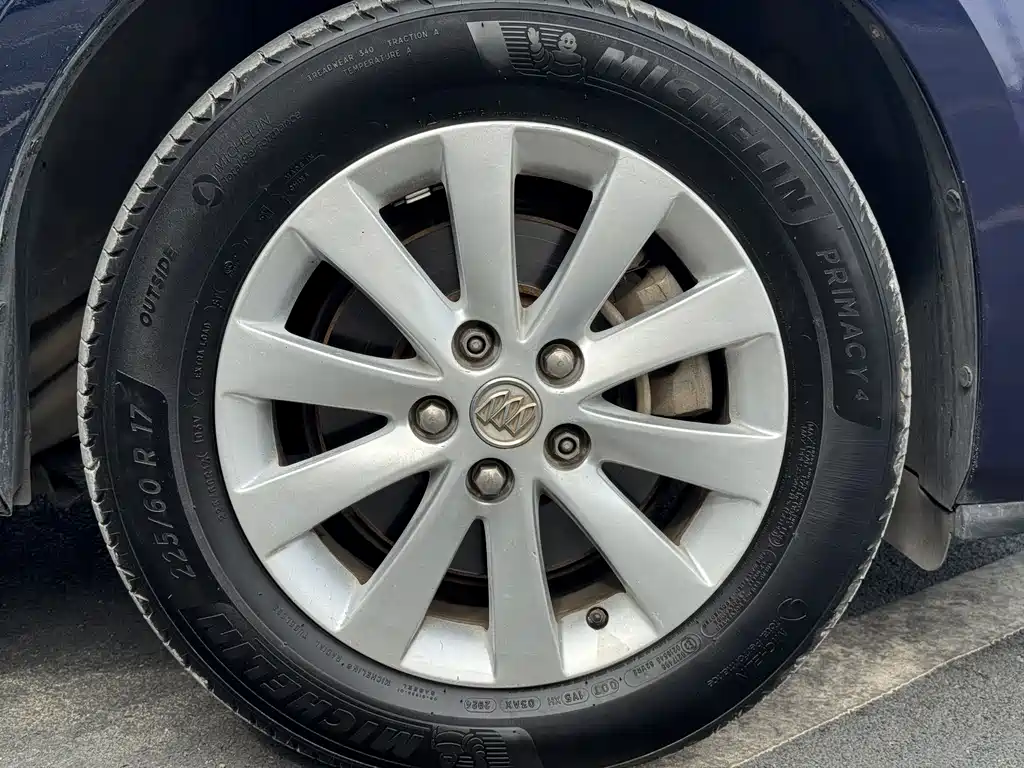 Buick Buick GL8 2013 2.4L CT Luxury Business Comfort Edition 2013 - thumbnail 9