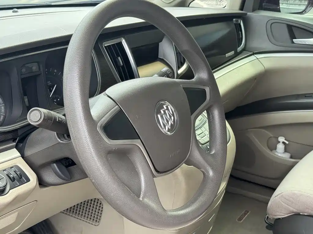 Buick Buick GL8 2013 2.4L CT Luxury Business Comfort Edition 2013 - thumbnail 12