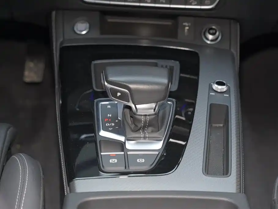 Audi Audi Q5L 2022 Facelift 40T Luxury Dynamic Edition 2023 - thumbnail 13